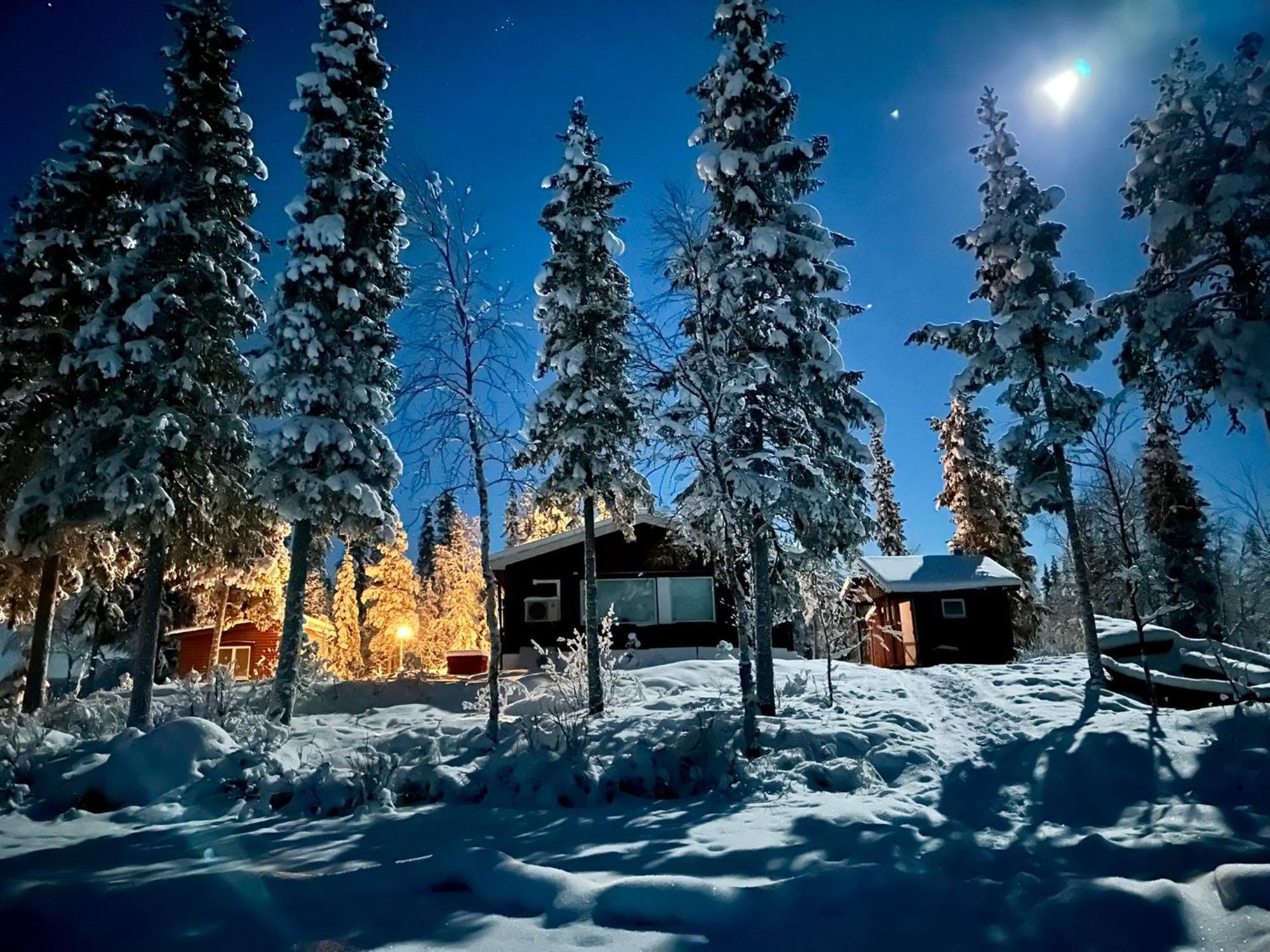 Вілла Camp Caroli Family House Юккас'ярві Екстер'єр фото